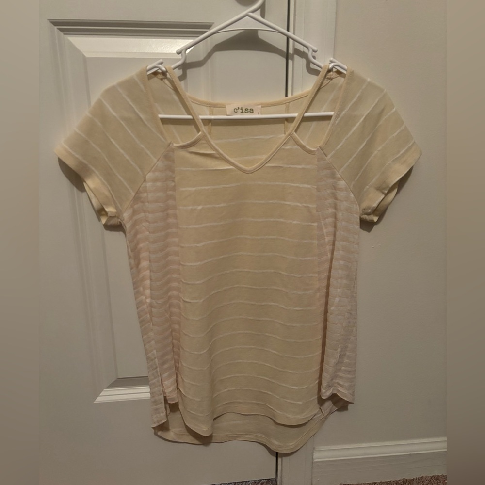 Cute yellow and white striped C’isa top bought from Lizard Thicket size small